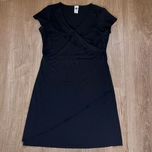 GAP Stretch Women’s Short Sleeve Little Black Dress Size Small
